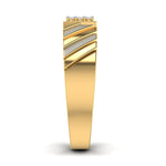 men's ring in gold and diamond