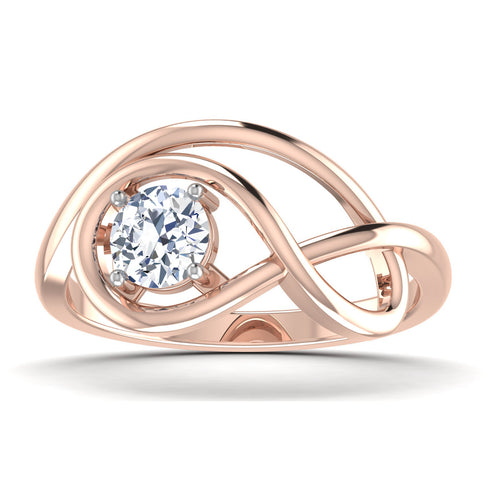 women's ring in gold